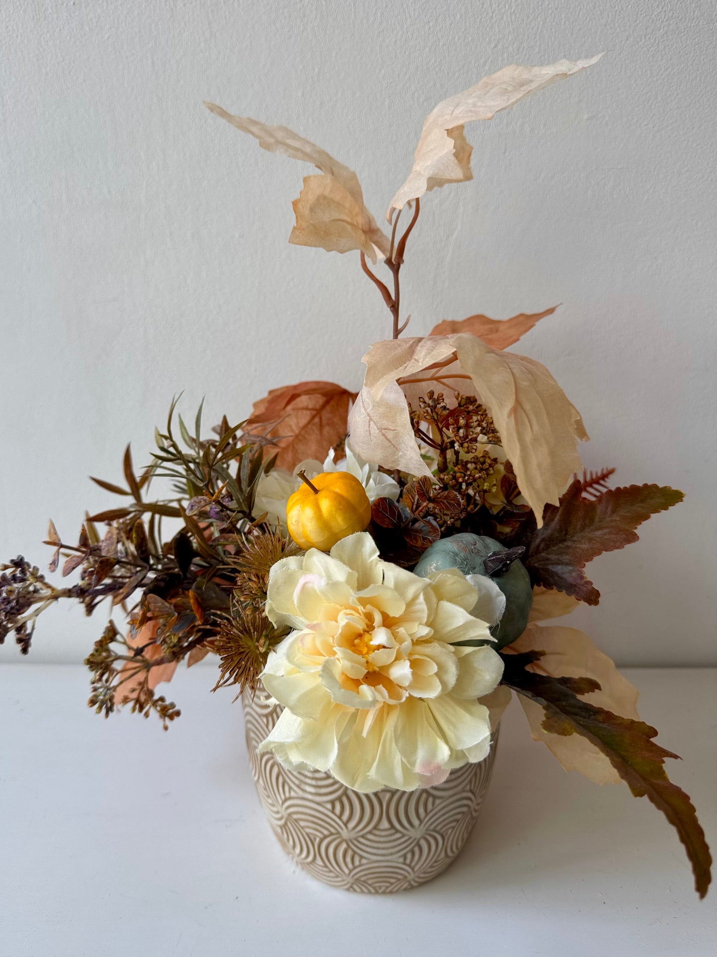 Mallow table decoration