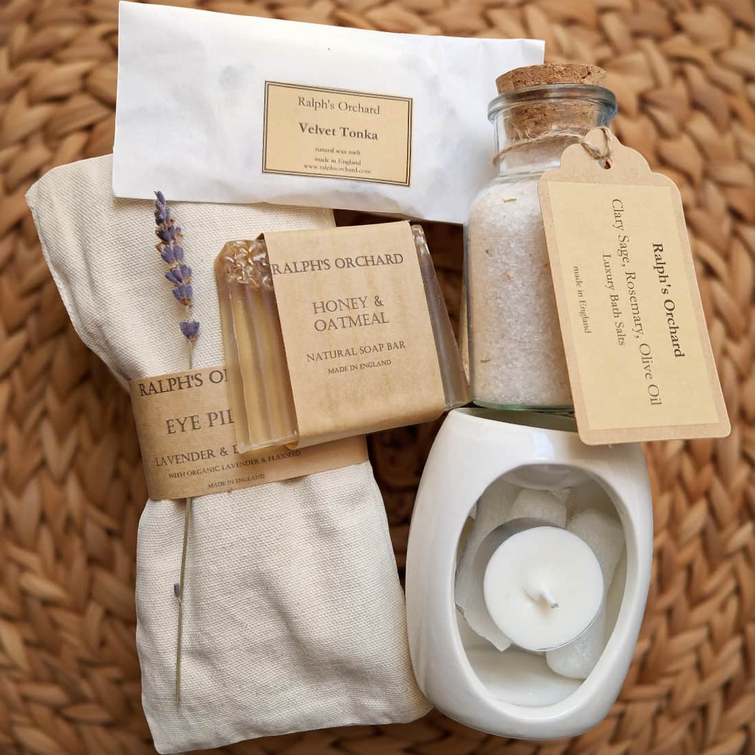 Luxus Spa Verwöhnset – Veganes Geschenkset für Entspannung & Wohlbefinden 🌿